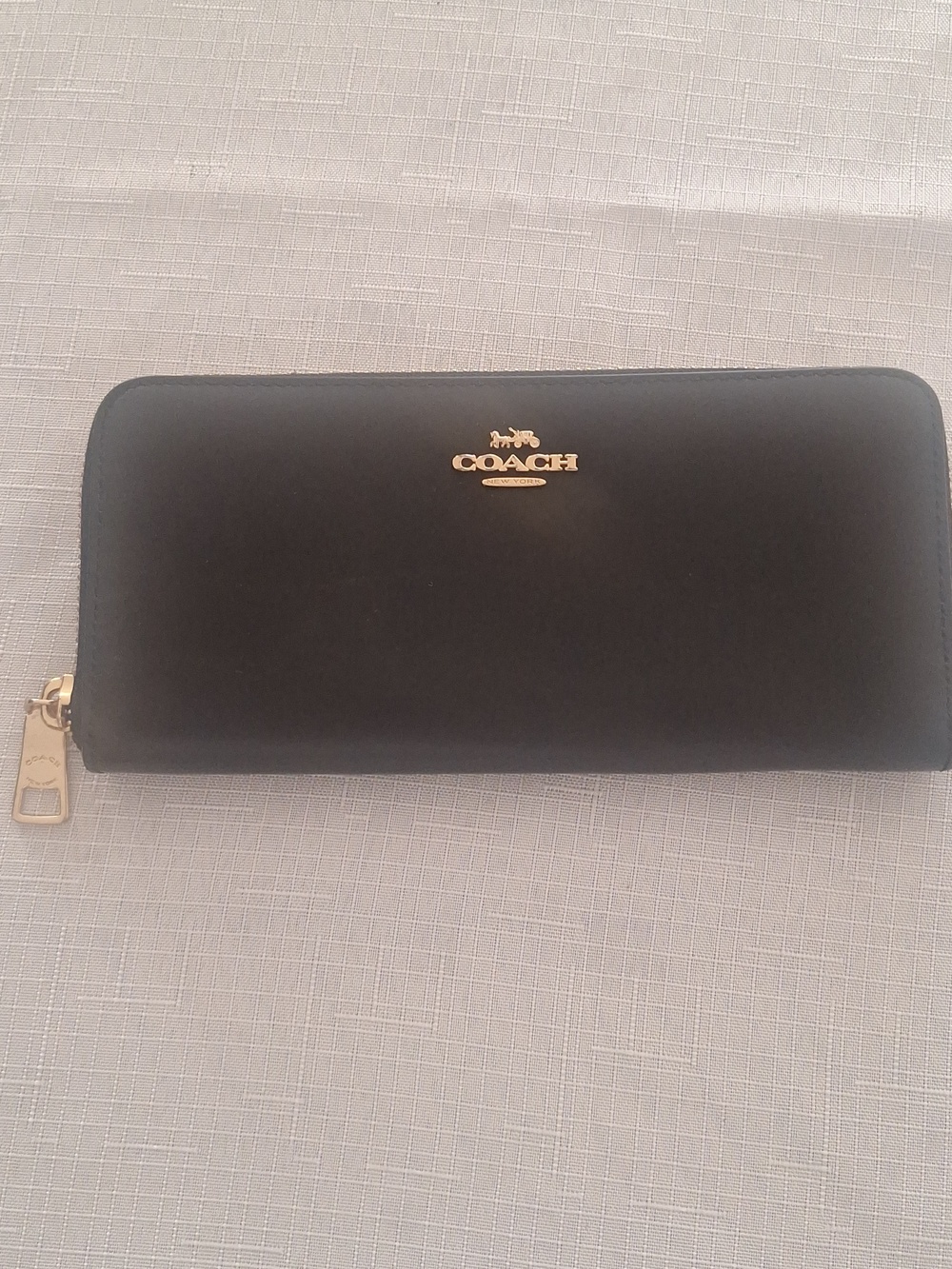 Coach Black Zip-Around Leather Wallet - Picture 4 of 10